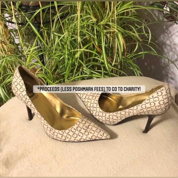 ✨2/$15✨ Shoes: G by GUESS 3.5” Heels/Pumps, Size 6 🛍 Bundle Me! - Picture 1 of 13